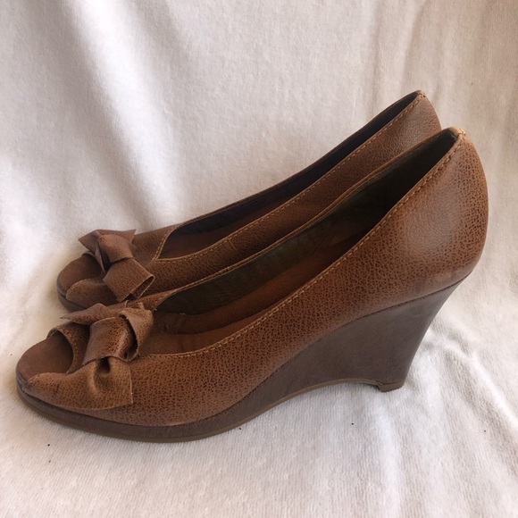 Dr SCHOLL'S Women Brown Leather Pump Wedge Heel Peep Toe Shoe - Picture 2 of 9